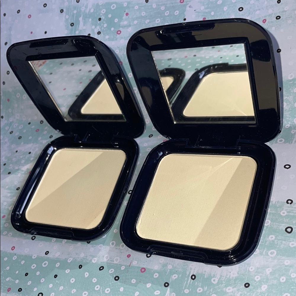 Maybelline New Corrector Pressed Powder YELLOW CORRECTS X2